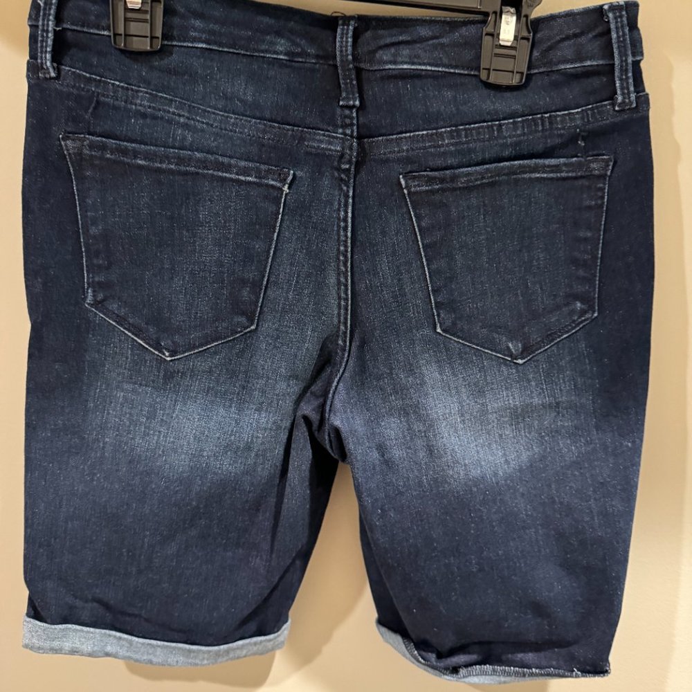 MOSSIMO SHORTS - Picture 3 of 3